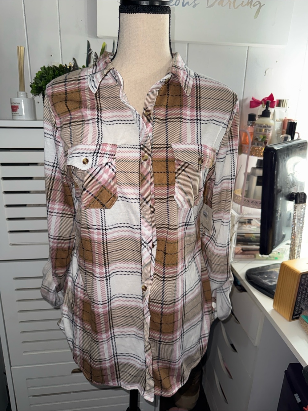 Plaid Button-Up Shirt in Pink, Brown & White Size L